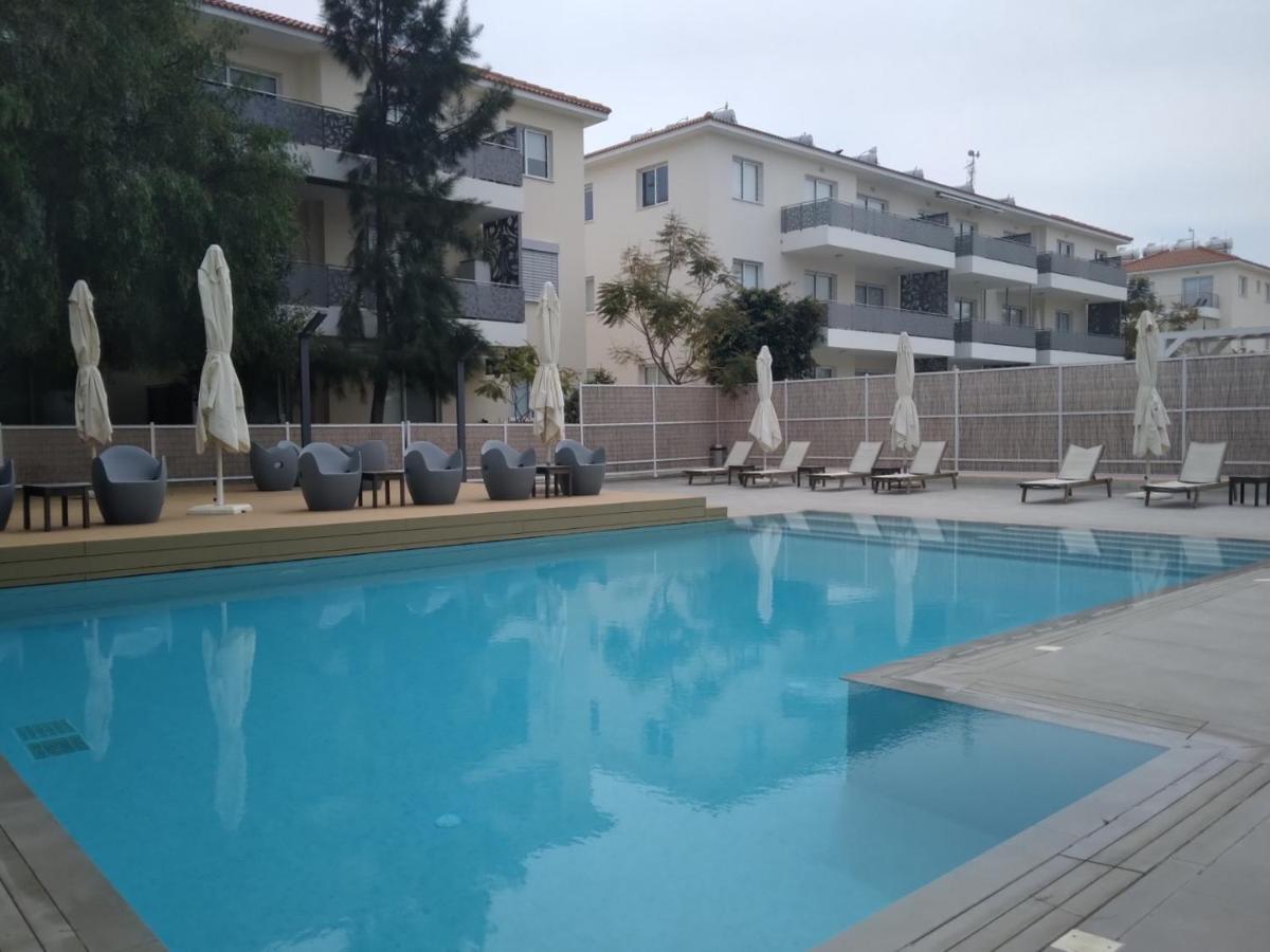 Sweet Retreat Apartment Paralimni Exterior photo