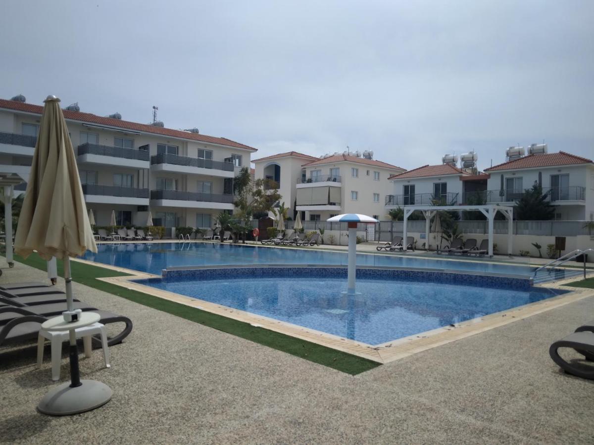 Sweet Retreat Apartment Paralimni Exterior photo