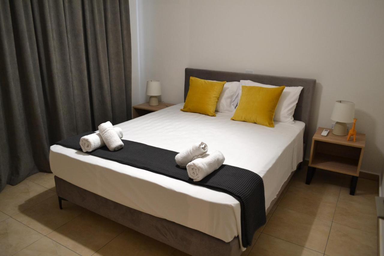 Sweet Retreat Apartment Paralimni Exterior photo